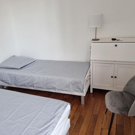 Face Chateau St Germain En Laye, Appartement 4 A 6 Personnes, 23 Min De Paris Champs-Elysees サン＝ジェルマン＝アン＝レー エクステリア 写真