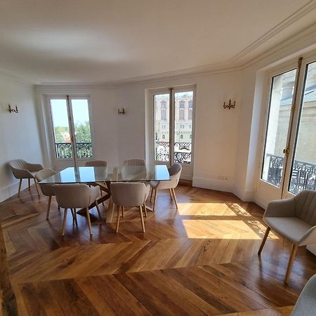 Face Chateau St Germain En Laye, Appartement 4 A 6 Personnes, 23 Min De Paris Champs-Elysees サン＝ジェルマン＝アン＝レー エクステリア 写真