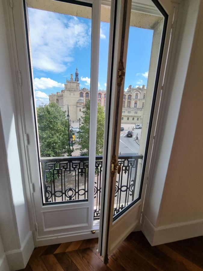 Face Chateau St Germain En Laye, Appartement 4 A 6 Personnes, 23 Min De Paris Champs-Elysees サン＝ジェルマン＝アン＝レー エクステリア 写真