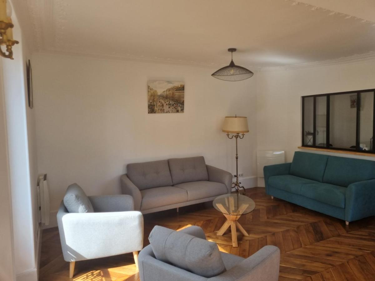 Face Chateau St Germain En Laye, Appartement 4 A 6 Personnes, 23 Min De Paris Champs-Elysees サン＝ジェルマン＝アン＝レー エクステリア 写真