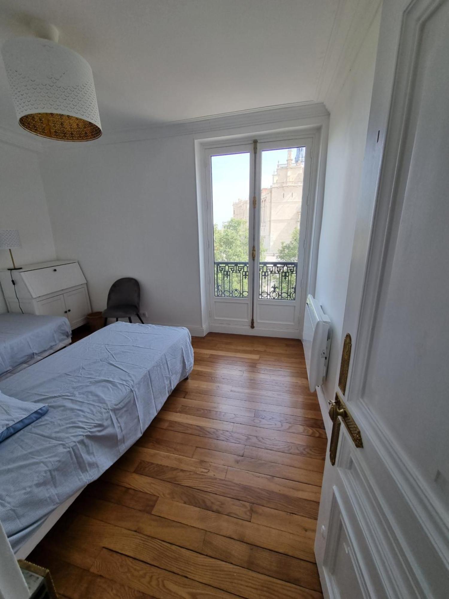 Face Chateau St Germain En Laye, Appartement 4 A 6 Personnes, 23 Min De Paris Champs-Elysees サン＝ジェルマン＝アン＝レー エクステリア 写真