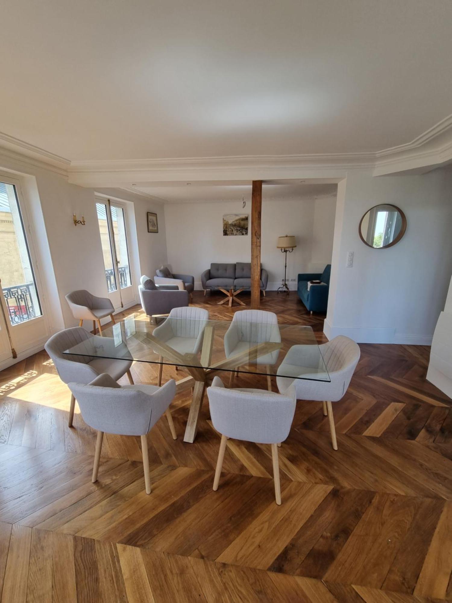 Face Chateau St Germain En Laye, Appartement 4 A 6 Personnes, 23 Min De Paris Champs-Elysees サン＝ジェルマン＝アン＝レー エクステリア 写真